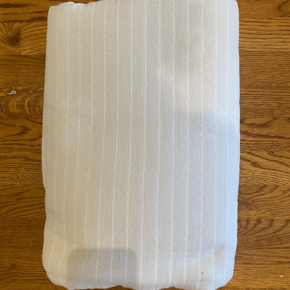 DKNY PURE SET - Cotton Duvet Cover and Two Shams - Picture 1 of 4